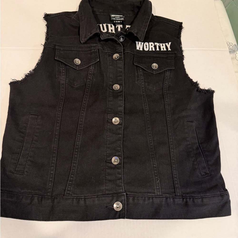 Her Universe Black Marvel Avengers Denim Vest - Picture 2 of 6